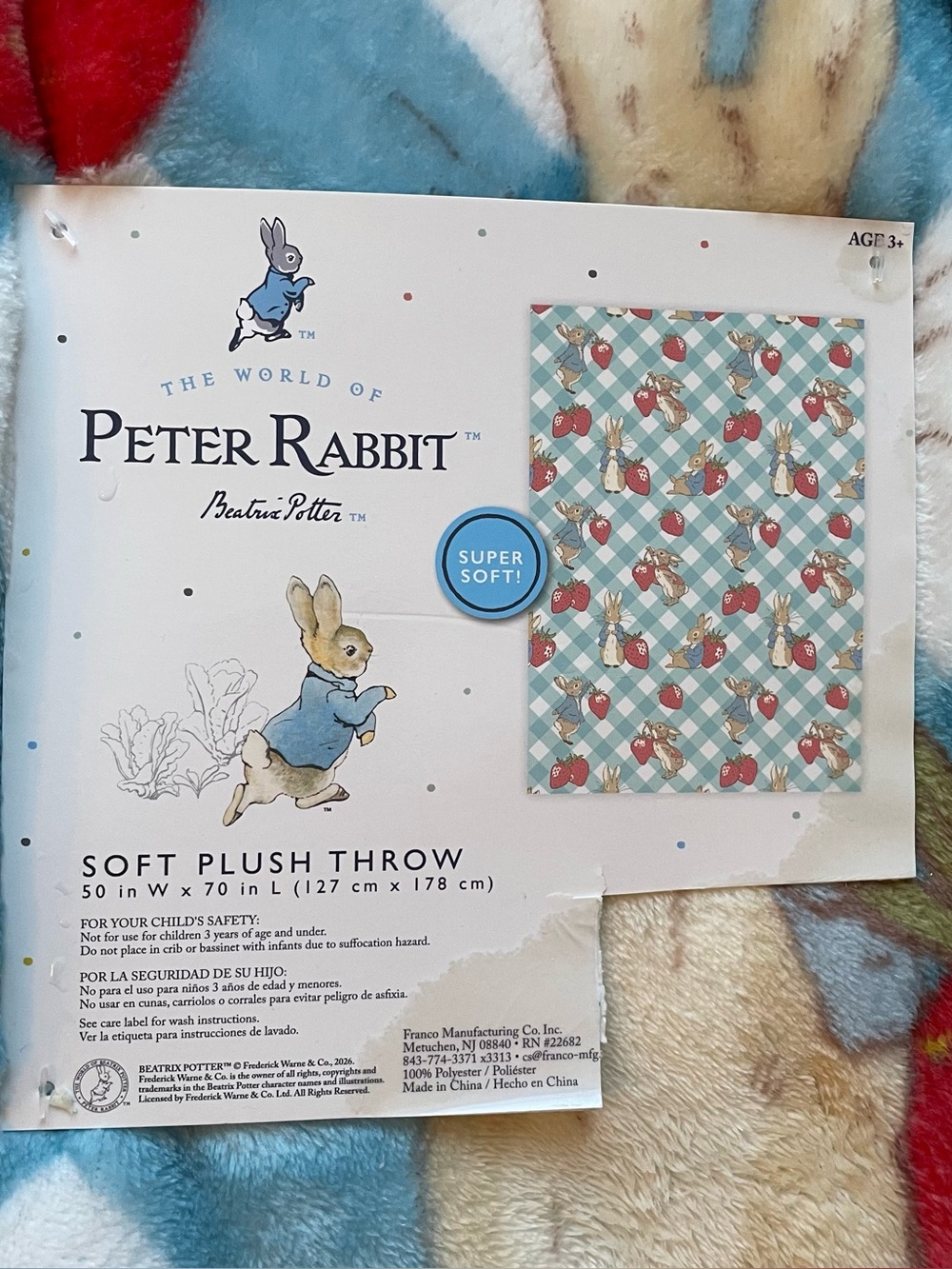 Peter Rabbit Beatrix Potter Strawberry Soft Plush Throw Blanket 50x70 Blue White - Picture 12 of 13